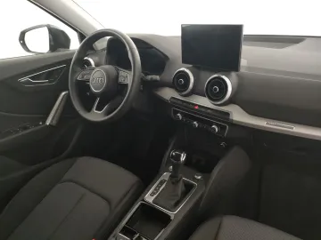Car image 37