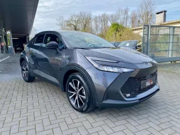 Car image 2