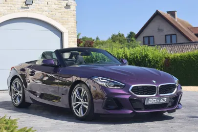 Car image 3