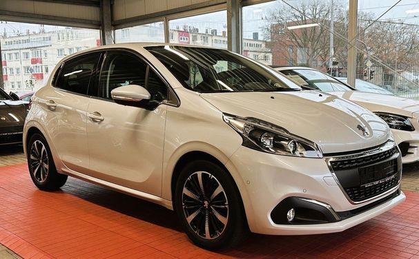 Peugeot 208 61 kW image number 2