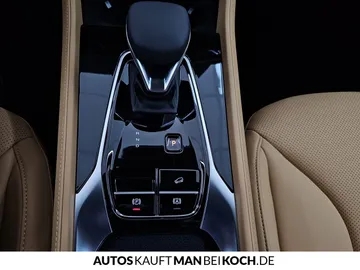 Car image 33