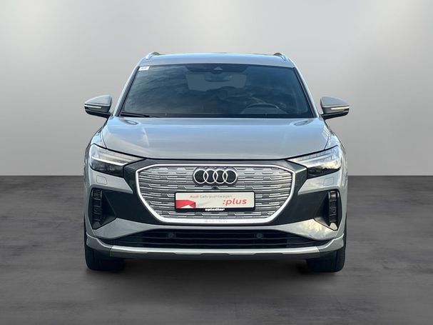 Audi Q4 50 quattro e-tron S-line 220 kW image number 3