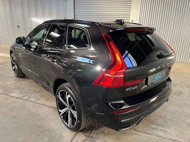 Volvo XC60 B4 Plus Dark 145 kW image number 4