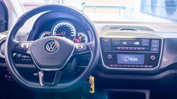 Volkswagen up! 1.0 48 kW image number 5