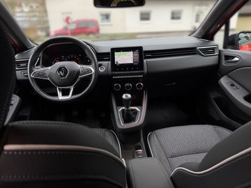 Car image 15