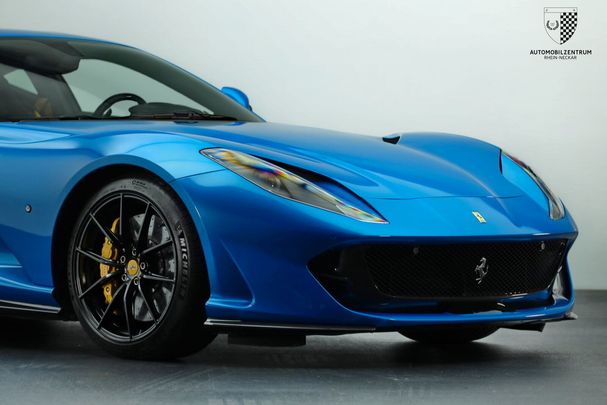 Ferrari 812 Superfast 588 kW image number 9