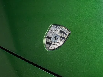 Car image 44