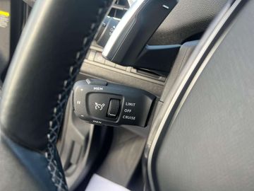 Car image 37