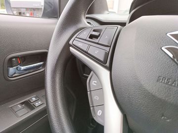 Car image 32