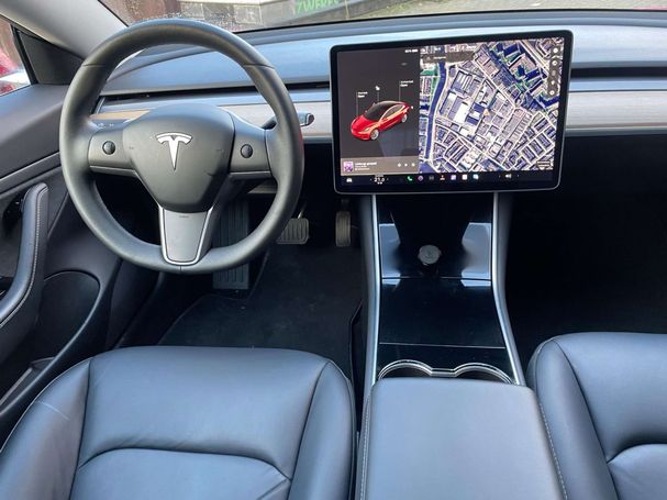 Tesla Model 3 60 Plus 175 kW image number 16