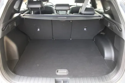 Car image 37