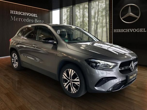 Mercedes-Benz GLA 180 100 kW image number 2