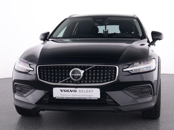 Volvo V60 Cross Country AWD B4 145 kW image number 27