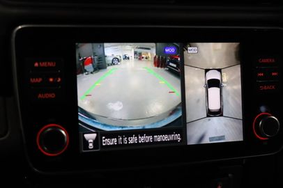 Car image 32