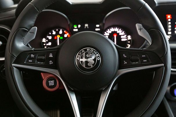 Alfa Romeo Stelvio 2.0 B-Tech 206 kW image number 7