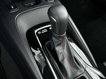 Car image 11