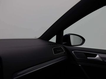 Car image 33