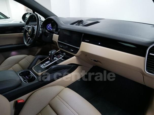 Porsche Cayenne Coupe E-Hybrid Tiptronic 340 kW image number 22