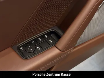 Car image 47