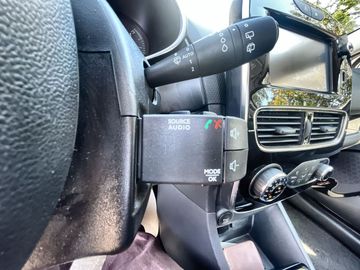 Car image 31