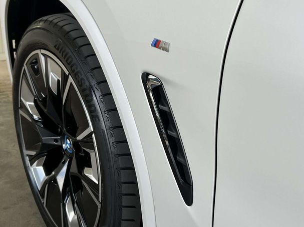 BMW iX3 210 kW image number 9