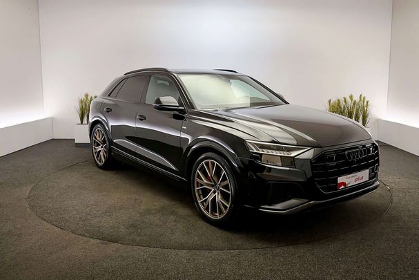 Audi Q8 60 TFSIe quattro S tronic 340 kW image number 6