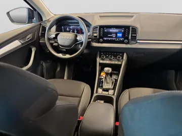 Car image 25