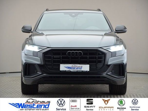 Audi Q8 55 TFSIe S-line 280 kW image number 1