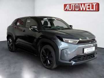 Car image 3