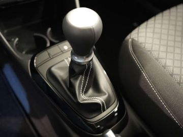 Car image 36