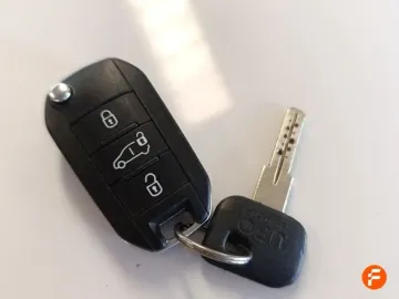 Car image 35