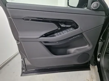 Car image 35