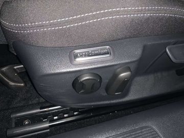 Car image 31