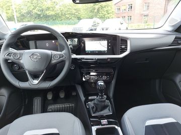 Car image 12