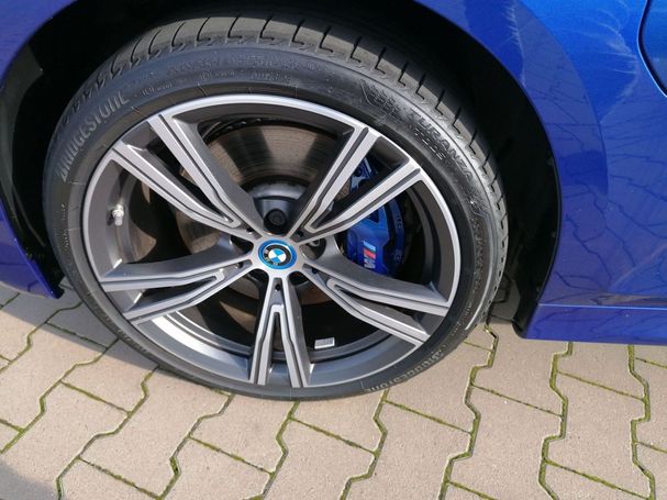 BMW 320 e Touring M Sport 150 kW image number 23