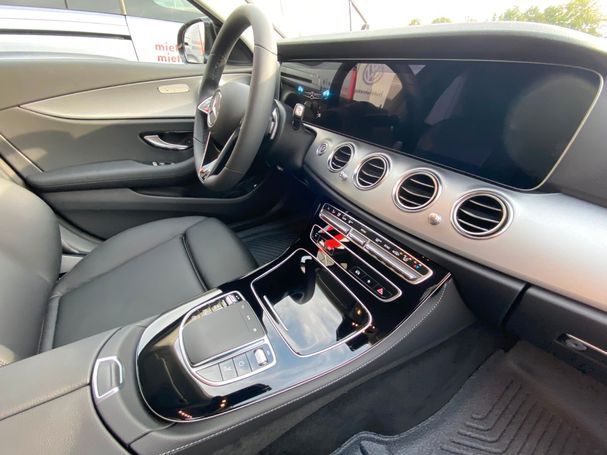 Mercedes-Benz E 220 d T 147 kW image number 10