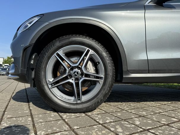 Mercedes-Benz GLC 300 e 235 kW image number 9