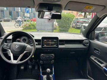 Car image 15