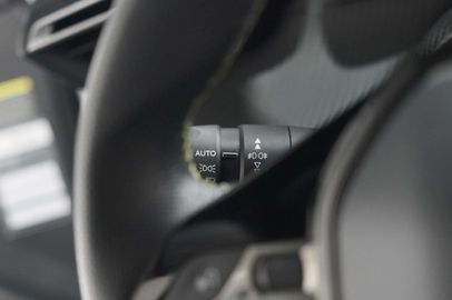 Car image 37