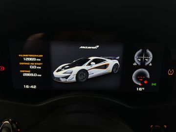 Car image 32