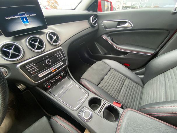 Mercedes-Benz CLA 200 Shooting Brake 7G-DCT 115 kW image number 17