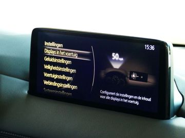 Car image 38