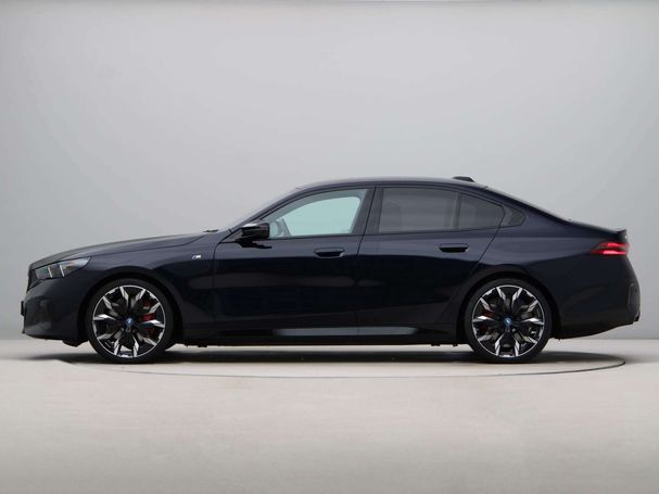 BMW i5 M60 xDrive 442 kW image number 8