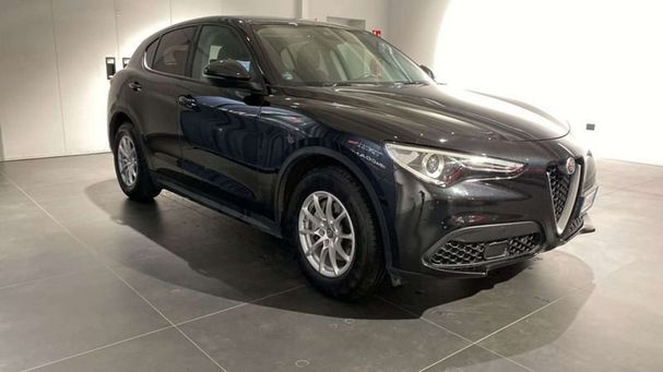 Alfa Romeo Stelvio 2.2 Diesel AT8 Business 118 kW image number 2