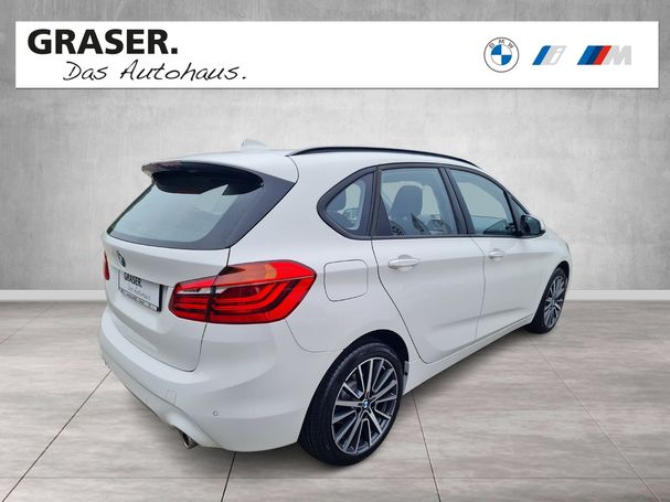 BMW 220i Active Tourer Advantage 141 kW image number 2