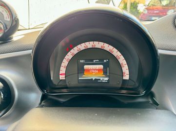 Car image 33