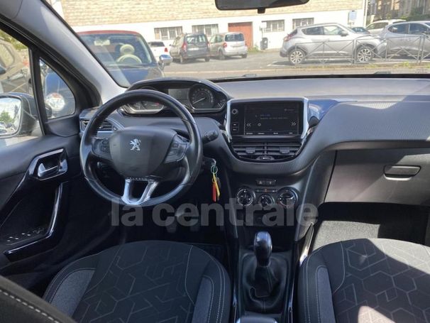 Peugeot 2008 BlueHDi 100 Active 75 kW image number 21