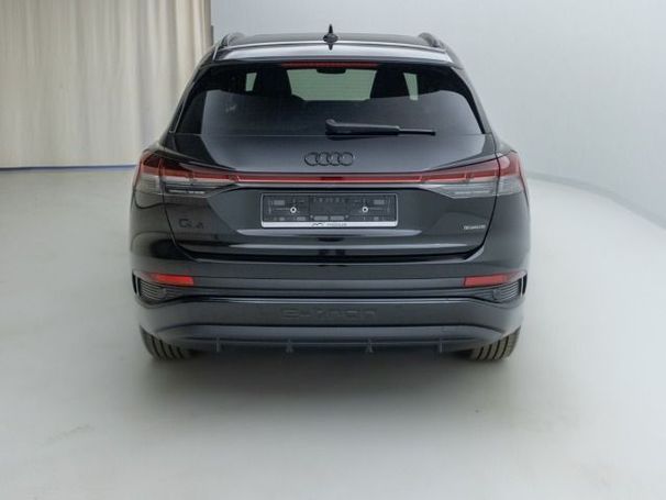 Audi Q4 45 e-tron S-line 210 kW image number 7