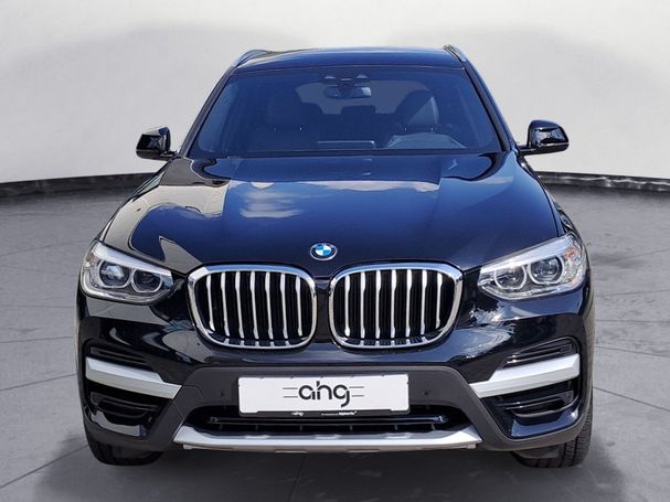 BMW X3 xDrive30e 215 kW image number 8