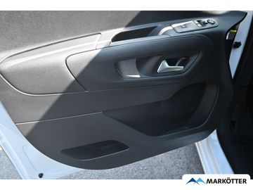 Car image 41